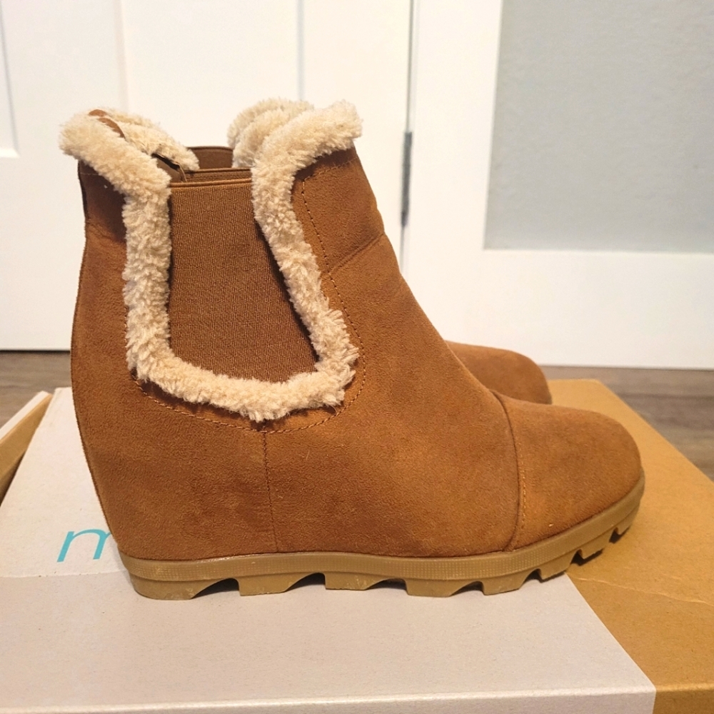 Maurice's Sherpa lined boots